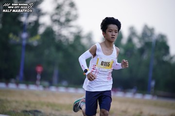 BINH DUONG NEW CITY HALF MARATHON 2024 - Ảnh #1724555