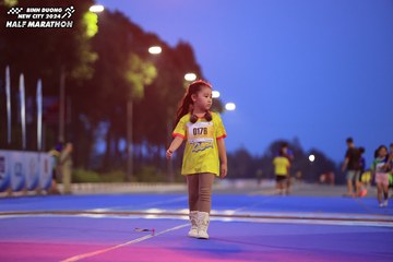 BINH DUONG NEW CITY HALF MARATHON 2024 - Ảnh #1729349