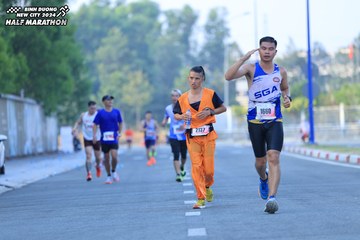 BINH DUONG NEW CITY HALF MARATHON 2024 - Ảnh #1776301