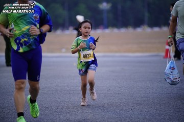 BINH DUONG NEW CITY HALF MARATHON 2024 - Ảnh #1725225