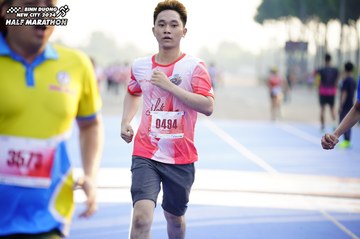 BINH DUONG NEW CITY HALF MARATHON 2024 - Ảnh #1762121