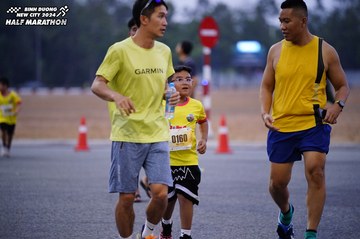 BINH DUONG NEW CITY HALF MARATHON 2024 - Ảnh #1725710