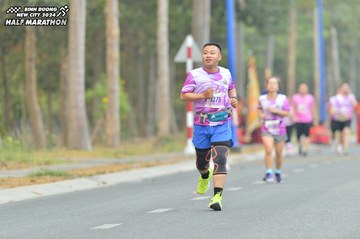 BINH DUONG NEW CITY HALF MARATHON 2024 - Ảnh #1750771