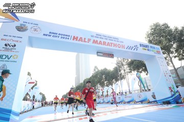 BINH DUONG NEW CITY HALF MARATHON 2024 - Ảnh #1822304