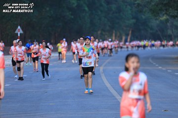 BINH DUONG NEW CITY HALF MARATHON 2024 - Ảnh #1771853