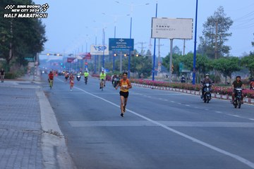 BINH DUONG NEW CITY HALF MARATHON 2024 - Ảnh #1764574