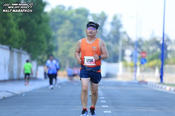 BINH DUONG NEW CITY HALF MARATHON 2024 - Ảnh #1767947