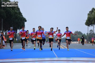BINH DUONG NEW CITY HALF MARATHON 2024 - Ảnh #1737229