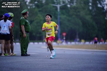 BINH DUONG NEW CITY HALF MARATHON 2024 - Ảnh #1725006