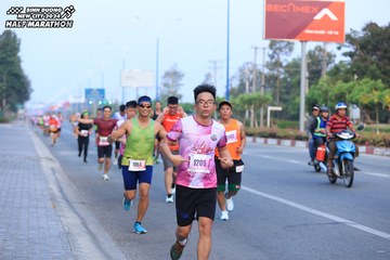 BINH DUONG NEW CITY HALF MARATHON 2024 - Ảnh #1770938