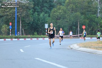 BINH DUONG NEW CITY HALF MARATHON 2024 - Ảnh #1735690