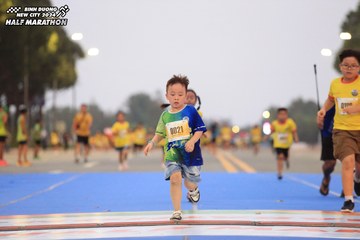 BINH DUONG NEW CITY HALF MARATHON 2024 - Ảnh #1727619
