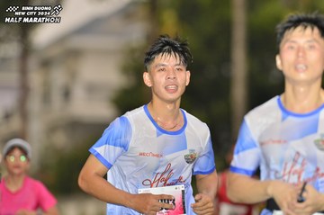 BINH DUONG NEW CITY HALF MARATHON 2024 - Ảnh #1741129