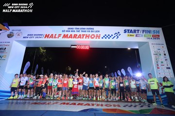 BINH DUONG NEW CITY HALF MARATHON 2024 - Ảnh #1737740