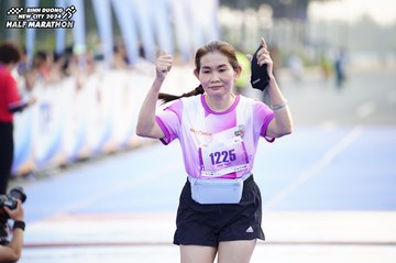 BINH DUONG NEW CITY HALF MARATHON 2024 - Ảnh #1757718