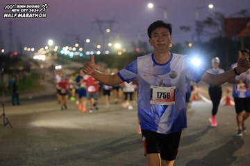 BINH DUONG NEW CITY HALF MARATHON 2024 - Ảnh #1741215