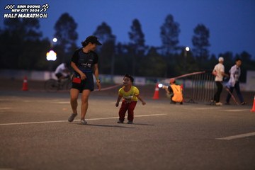 BINH DUONG NEW CITY HALF MARATHON 2024 - Ảnh #1728528