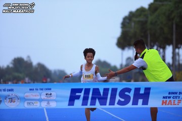 BINH DUONG NEW CITY HALF MARATHON 2024 - Ảnh #1727453