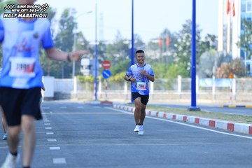 BINH DUONG NEW CITY HALF MARATHON 2024 - Ảnh #1768523