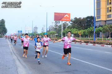 BINH DUONG NEW CITY HALF MARATHON 2024 - Ảnh #1771463