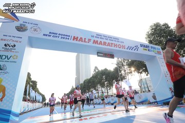 BINH DUONG NEW CITY HALF MARATHON 2024 - Ảnh #1821086