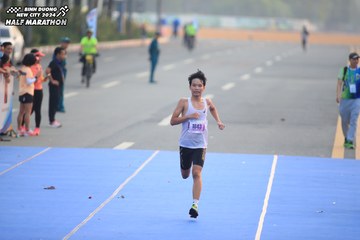 BINH DUONG NEW CITY HALF MARATHON 2024 - Ảnh #1738756