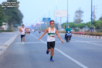 BINH DUONG NEW CITY HALF MARATHON 2024 - Ảnh #1766084