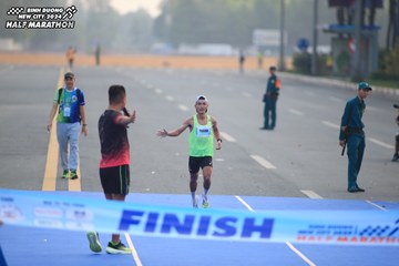 BINH DUONG NEW CITY HALF MARATHON 2024 - Ảnh #1738580