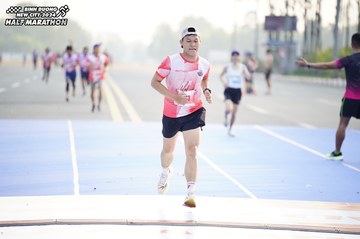 BINH DUONG NEW CITY HALF MARATHON 2024 - Ảnh #1757157