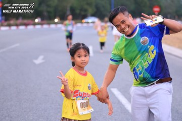 BINH DUONG NEW CITY HALF MARATHON 2024 - Ảnh #1727034