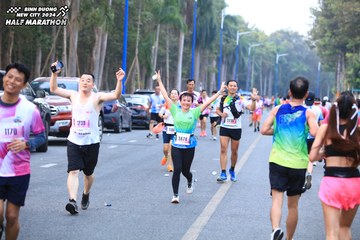 BINH DUONG NEW CITY HALF MARATHON 2024 - Ảnh #1750145
