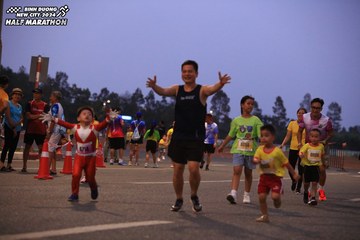 BINH DUONG NEW CITY HALF MARATHON 2024 - Ảnh #1728460