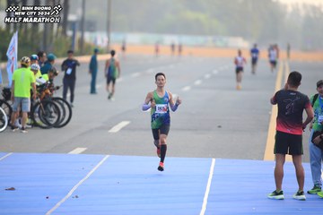 BINH DUONG NEW CITY HALF MARATHON 2024 - Ảnh #1740675