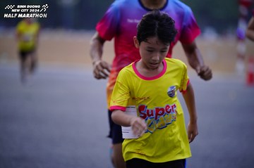 BINH DUONG NEW CITY HALF MARATHON 2024 - Ảnh #1725148