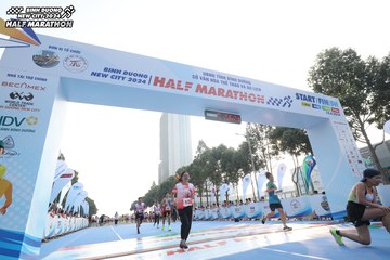 BINH DUONG NEW CITY HALF MARATHON 2024 - Ảnh #1821563
