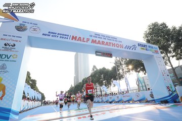 BINH DUONG NEW CITY HALF MARATHON 2024 - Ảnh #1821357