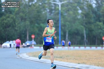 BINH DUONG NEW CITY HALF MARATHON 2024 - Ảnh #1735994