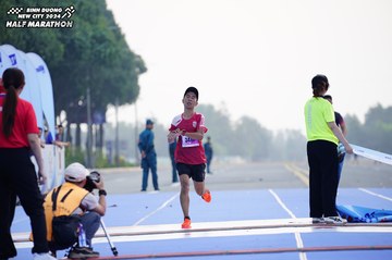 BINH DUONG NEW CITY HALF MARATHON 2024 - Ảnh #1771167
