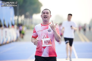 BINH DUONG NEW CITY HALF MARATHON 2024 - Ảnh #1760096