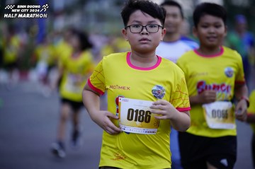BINH DUONG NEW CITY HALF MARATHON 2024 - Ảnh #1724732