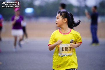 BINH DUONG NEW CITY HALF MARATHON 2024 - Ảnh #1725475