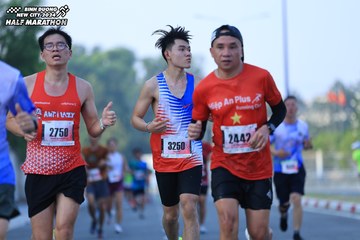 BINH DUONG NEW CITY HALF MARATHON 2024 - Ảnh #1776156