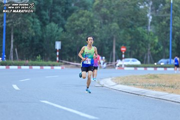 BINH DUONG NEW CITY HALF MARATHON 2024 - Ảnh #1735985