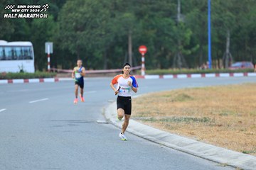 BINH DUONG NEW CITY HALF MARATHON 2024 - Ảnh #1735088