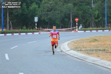 BINH DUONG NEW CITY HALF MARATHON 2024 - Ảnh #1735047