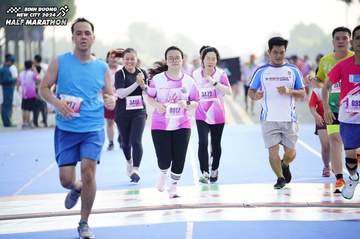 BINH DUONG NEW CITY HALF MARATHON 2024 - Ảnh #1760090