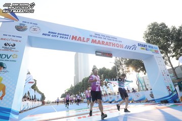 BINH DUONG NEW CITY HALF MARATHON 2024 - Ảnh #1820946