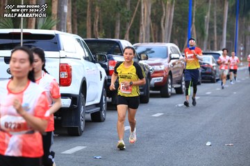 BINH DUONG NEW CITY HALF MARATHON 2024 - Ảnh #1756258