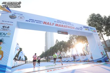 BINH DUONG NEW CITY HALF MARATHON 2024 - Ảnh #1819757