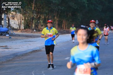 BINH DUONG NEW CITY HALF MARATHON 2024 - Ảnh #1771780